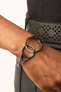 Paparazzi Accessories - Scope Of Expertise - Black (Gunmetal)Bracelet