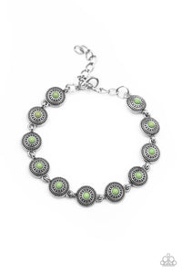 Paparazzi Accessories  - Cactus  Paradise - Green Bracelet