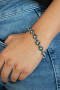Paparazzi Accessories  - Cactus  Paradise - Green Bracelet