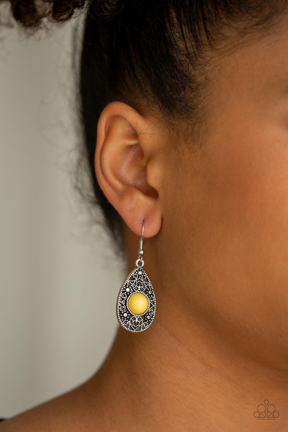 Paparazzi Accessories - From Pop To Bottom - Yellow Earring