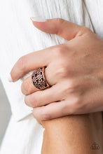 Load image into Gallery viewer, Paparazzi Accessories - Crazy About Daisies - Copper Ring
