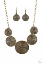 Load image into Gallery viewer, Paparazzi Accessories -  Deserves A Medal - Brass Necklace
