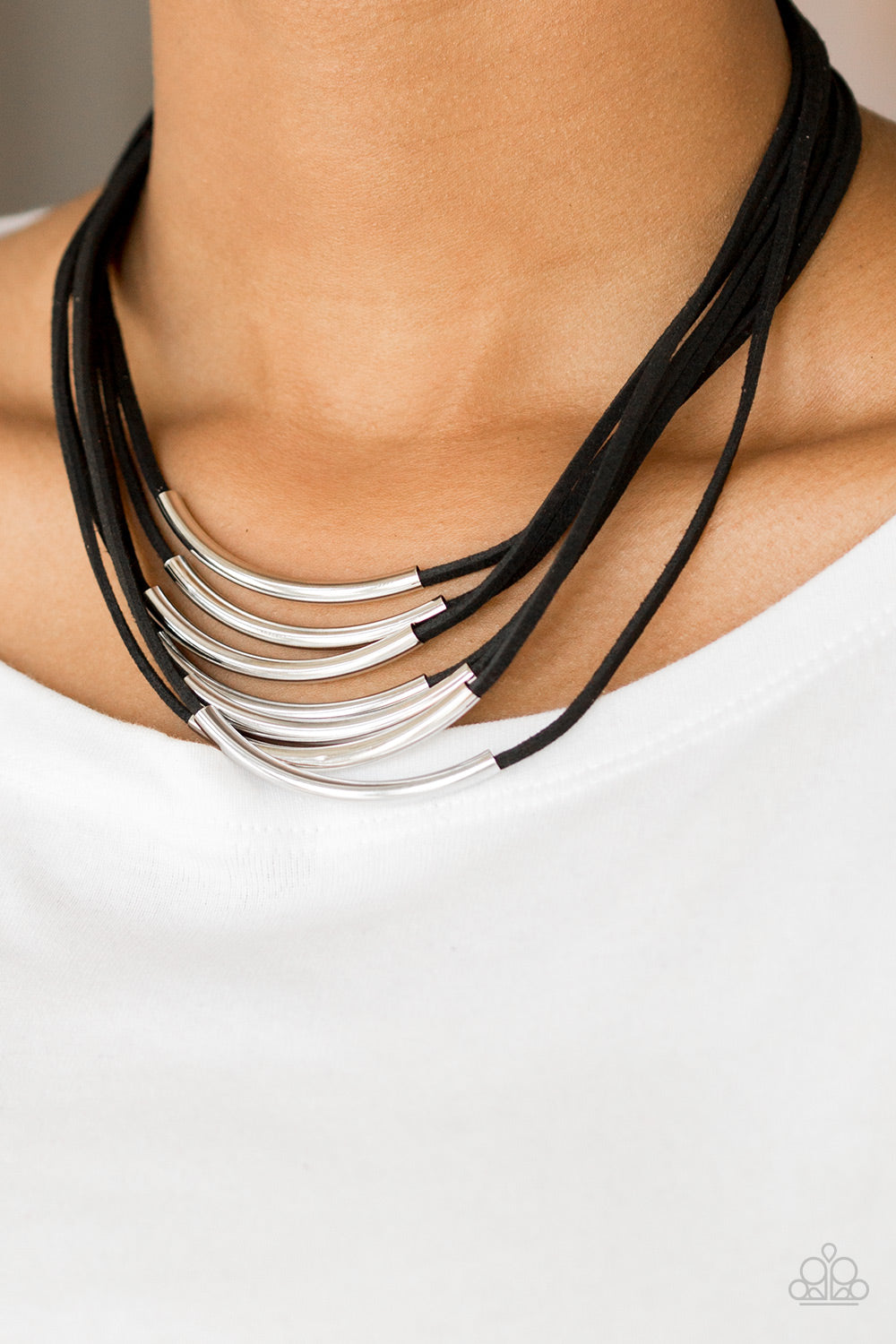 Paparazzi Accessories - Walk The Walkabout - Black Necklace