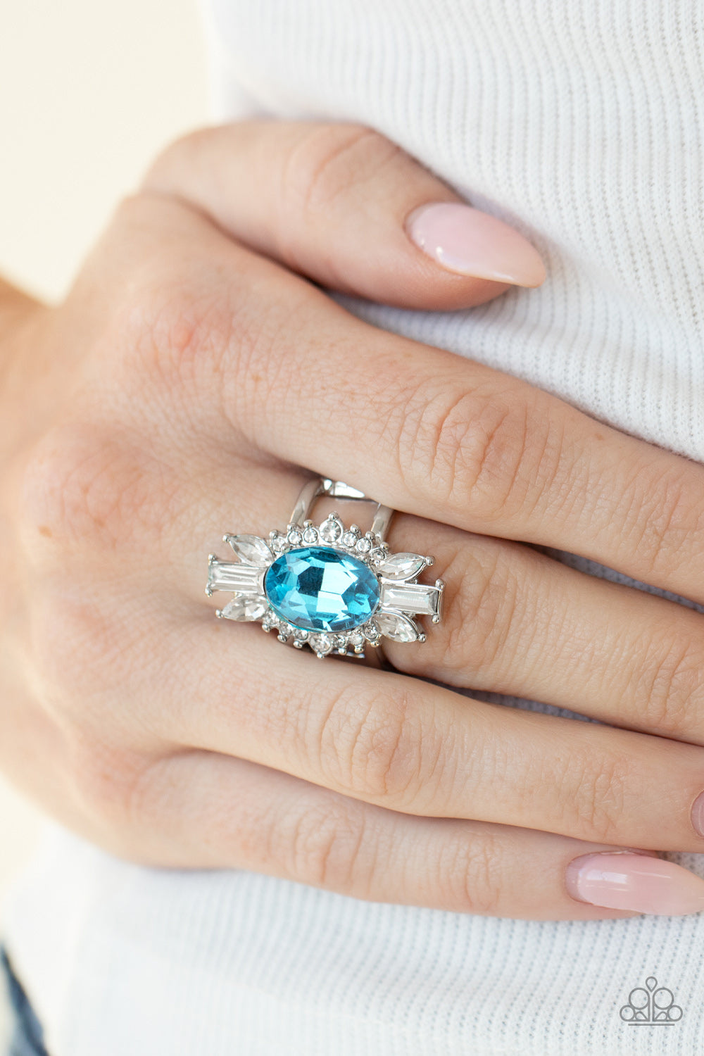 Paparazzi Accessories - Icy Icon - Blue Ring