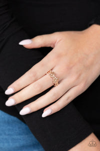 Paparazzi Accessories - Beautiful Daisy Dapper- Gold Ring