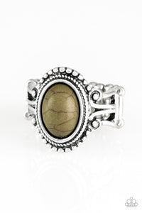 Paparazzi Accessories  - All The World's A Stagecoach  - Green Ring