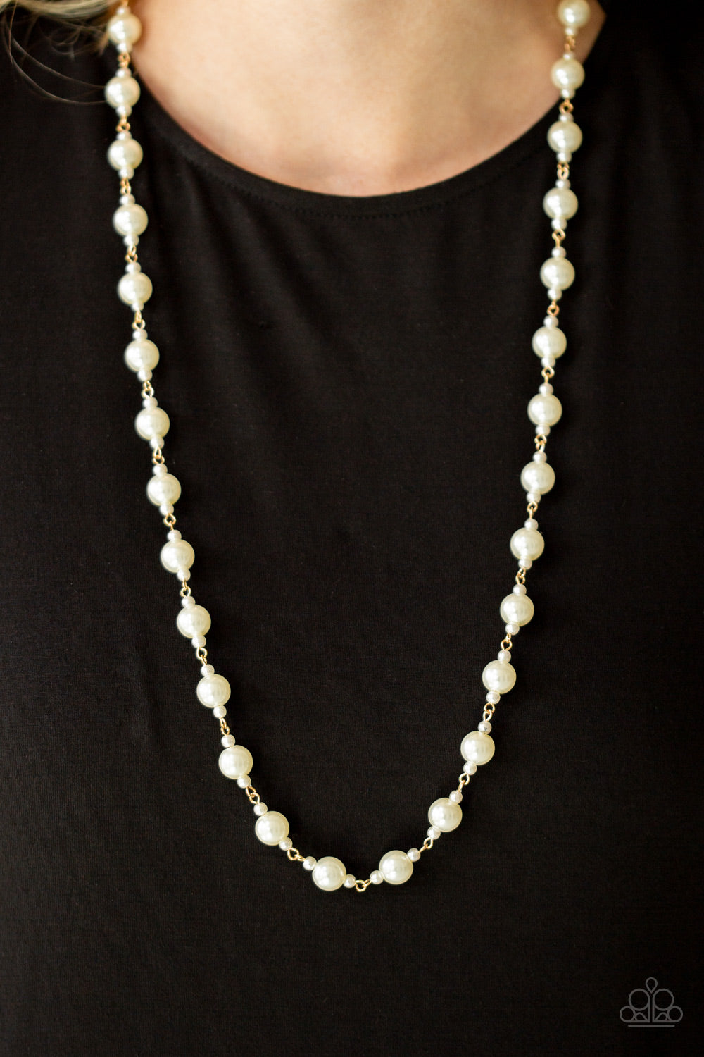 Paparazzi Accessories - Behind The Scenes - Gold (Pearl) Necklace