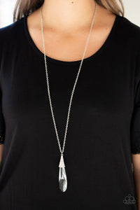 Paparazzi Accessoties - Jaw Droppingly Jealous - White (Bling) Necklace
