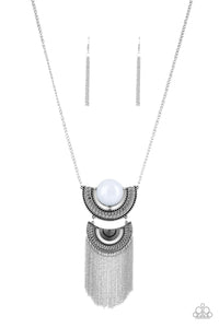 Paparazzi Accessories - Desert Diviner - White (Silver) Necklace