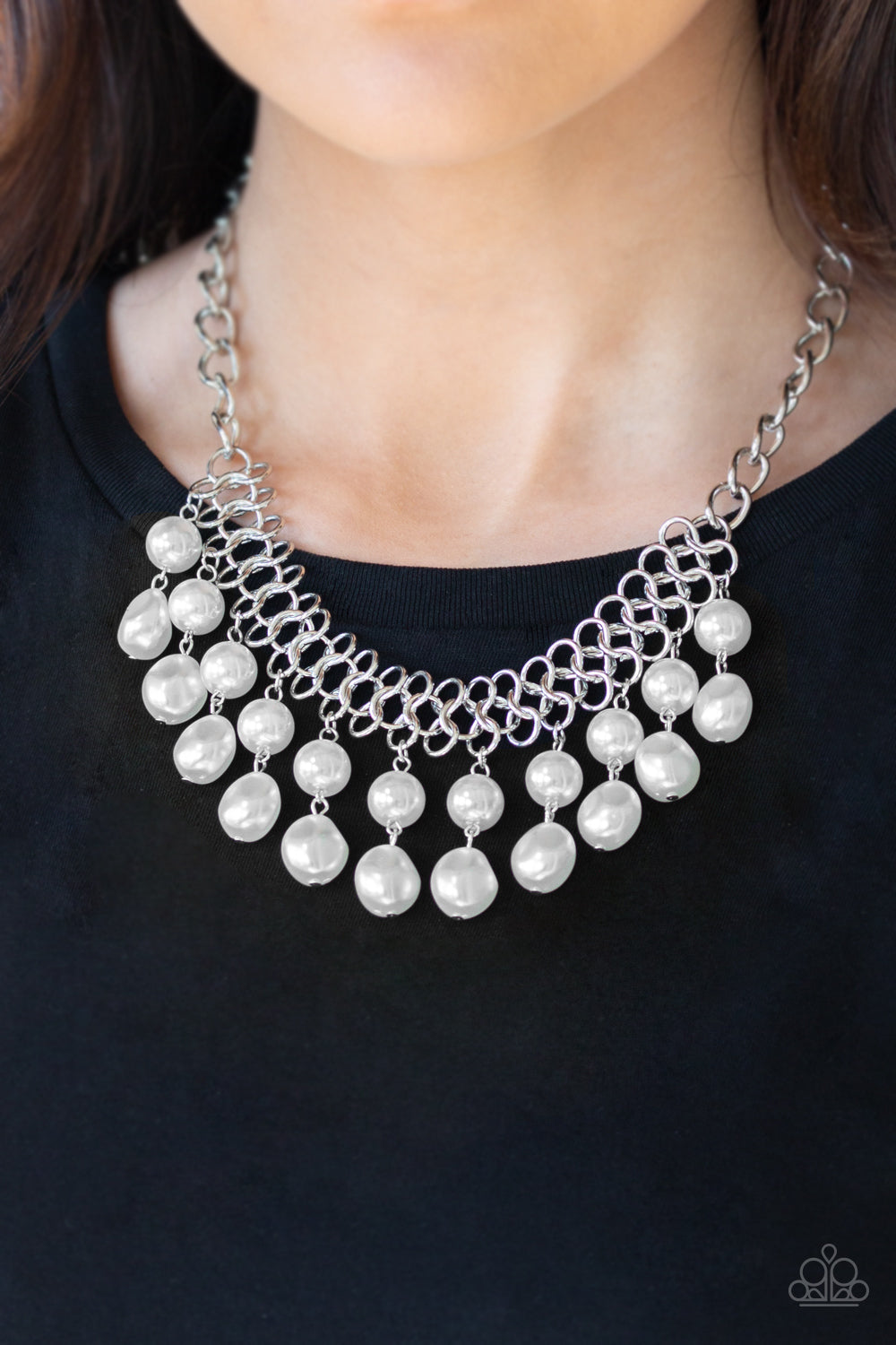 Paparazzi Accessories - 5th Avenue Fleek - White (Pearls) Necklace
