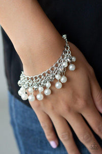 Paparazzi Accessories - Duchess Diva - White (Pearls) Bracelet