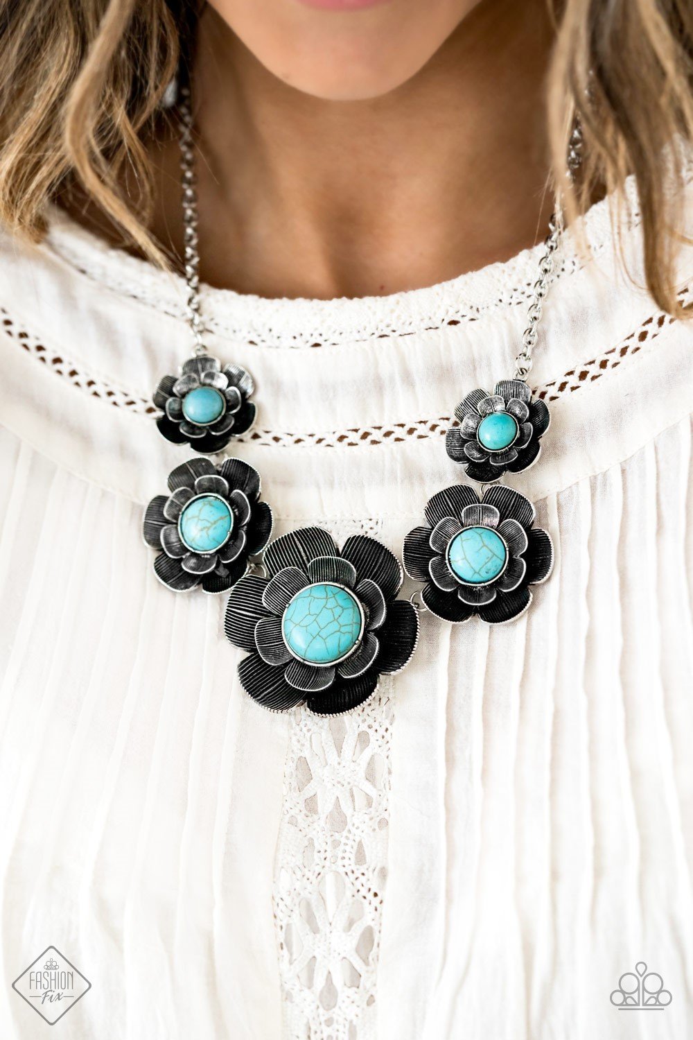 Paparazzi Accessories  - Bountiful Badlands - Turquoise  (Blue) Necklace