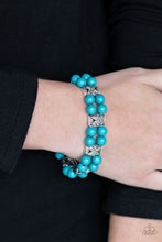 Load image into Gallery viewer, Paparazzi Accessories - Daisy Debutante - Blue Bracelet

