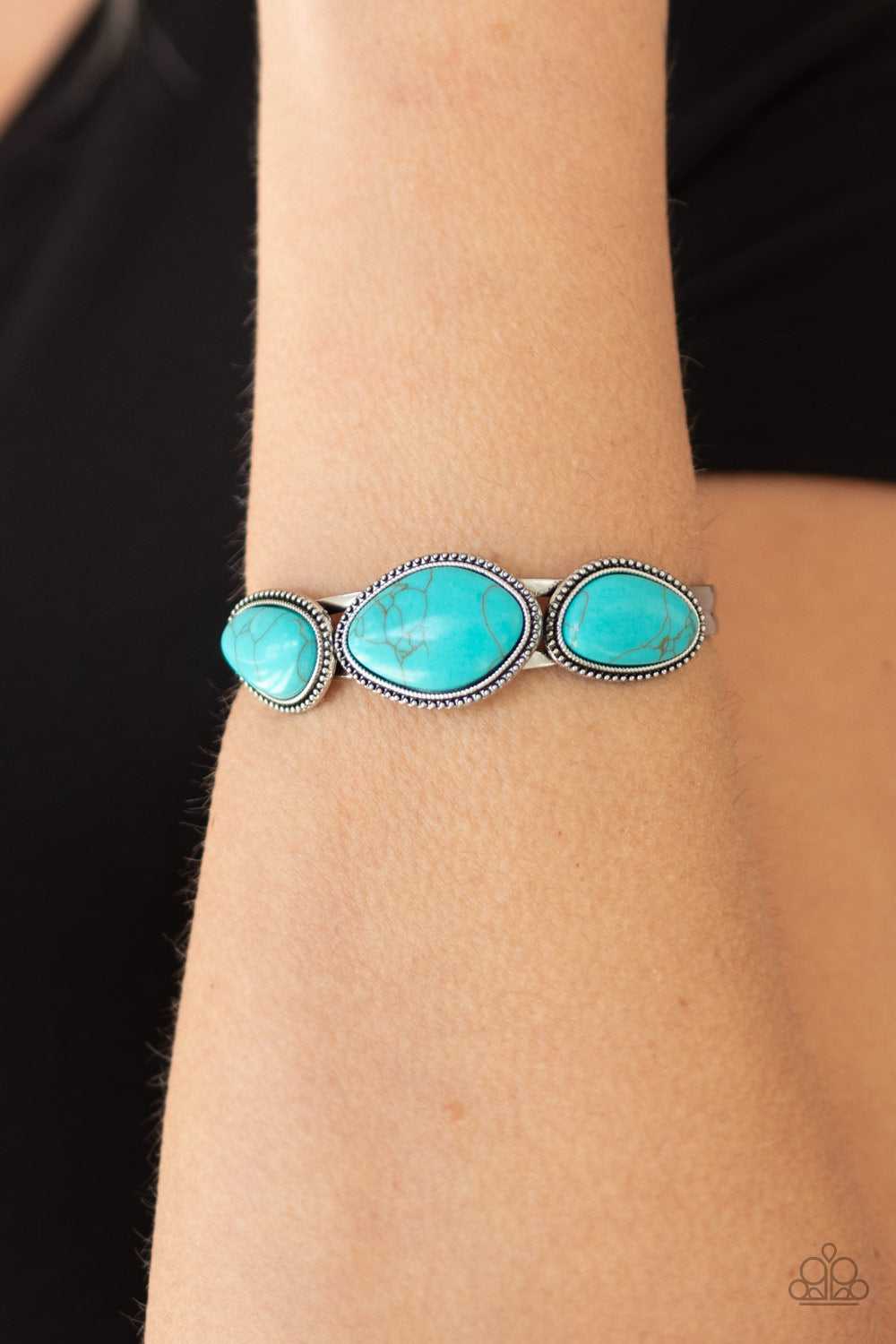 Paparazzi Accessories - Stone Solace - Turquoise (Blue) Bracelet