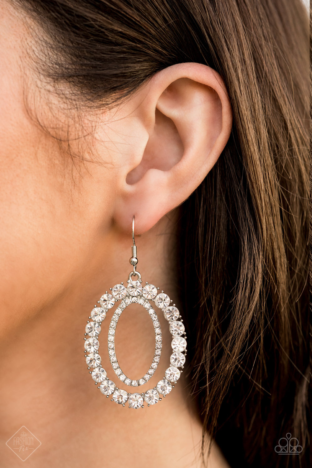 Paparazzi Accessories - Deluxe Luxury - White (Bling) Earrings