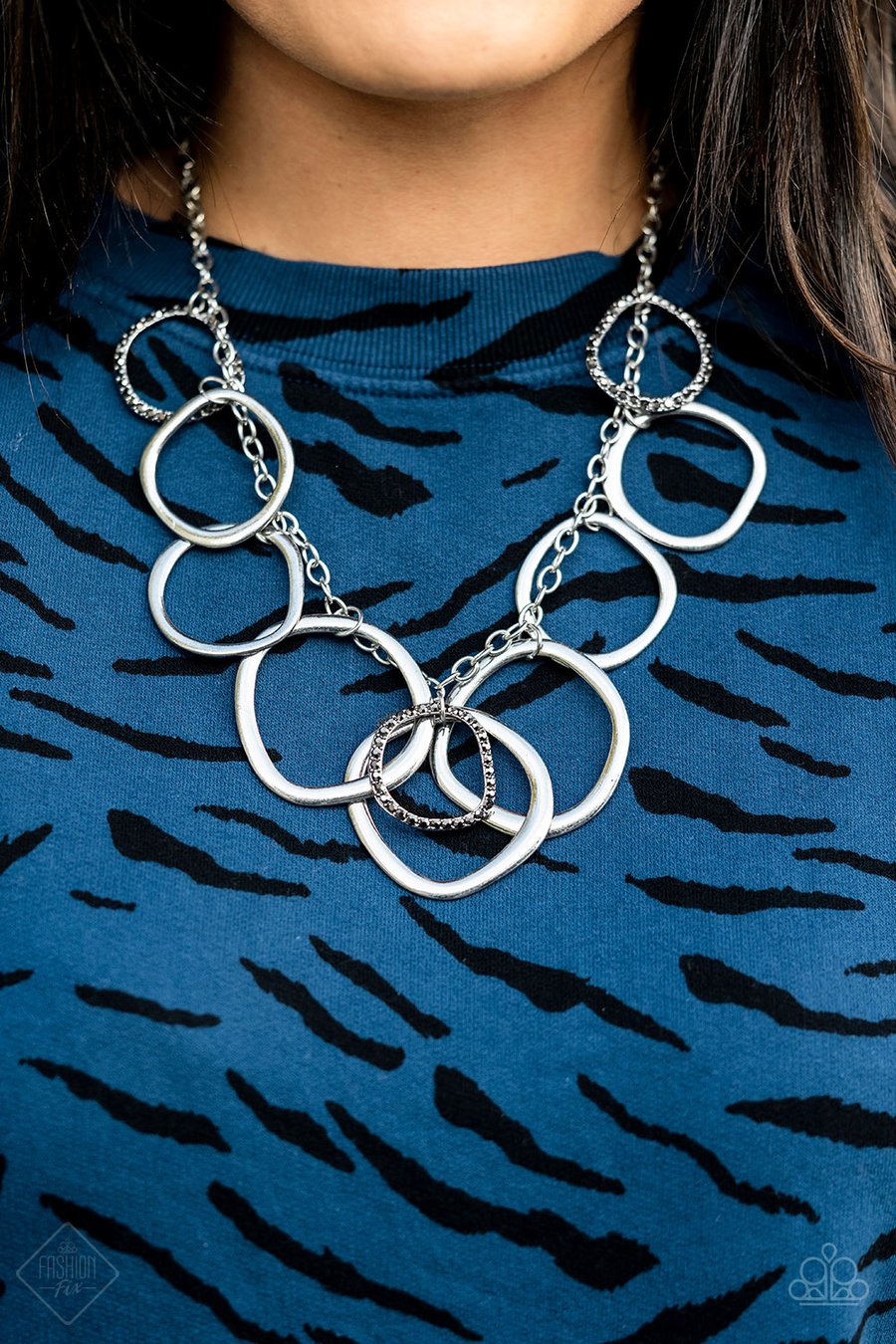 Paparazzi Accessories - Dizzy With Desire - Silver Necklace