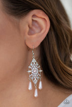 Load image into Gallery viewer, Paparazzi Accessories - Majestic  Mood - Pink Earrings
