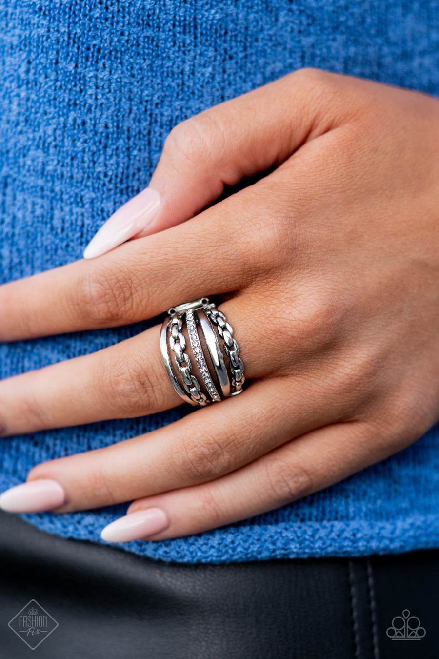 Paparazzi Accessories - Link Out Loud - Silver Ring
