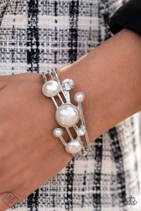 Paparazzi Accessories - Total Sail-Out - White (Pearls) Bracelet