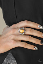 Load image into Gallery viewer, Paparazzi Accessories - Color Me Confident - Yellow Ring
