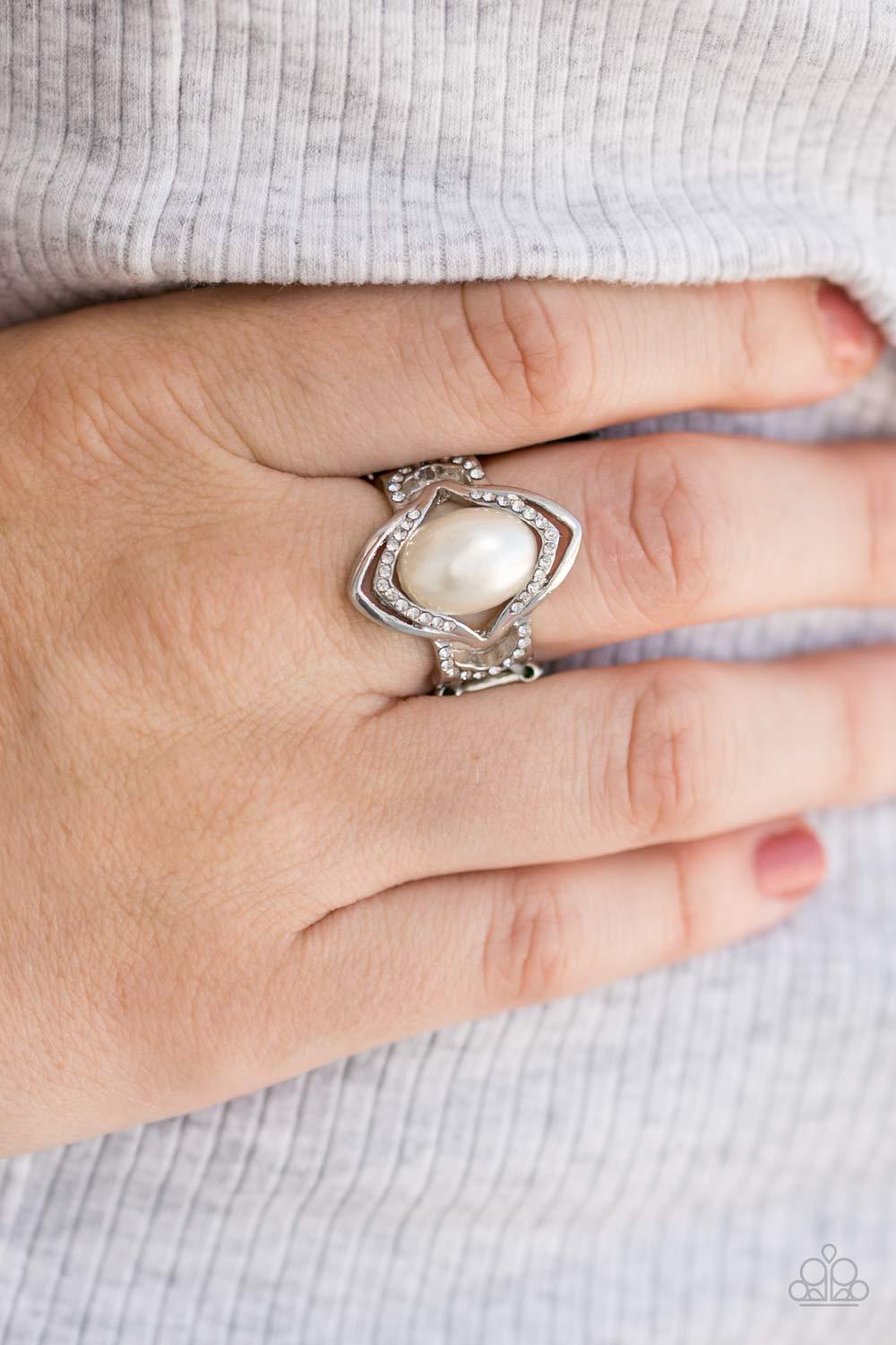 Paparazzi Accessories - Positively Posh - White (Pearls) Ring