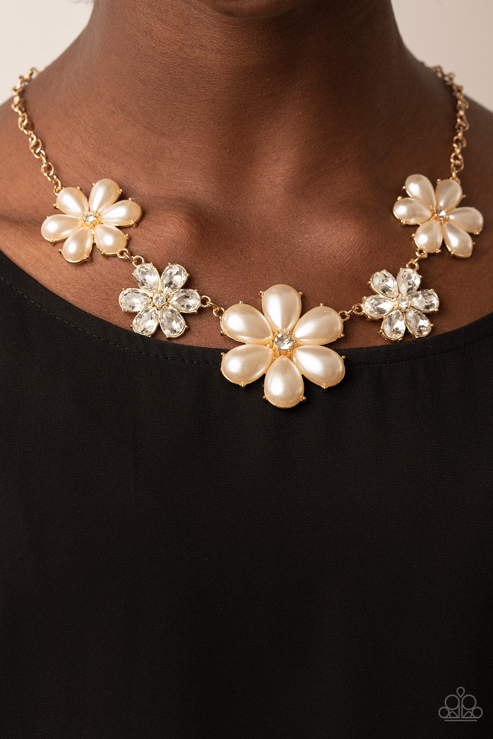 Paparazzi Accessories - Fiercely Flowering - Gold ( Pearls) Necklace