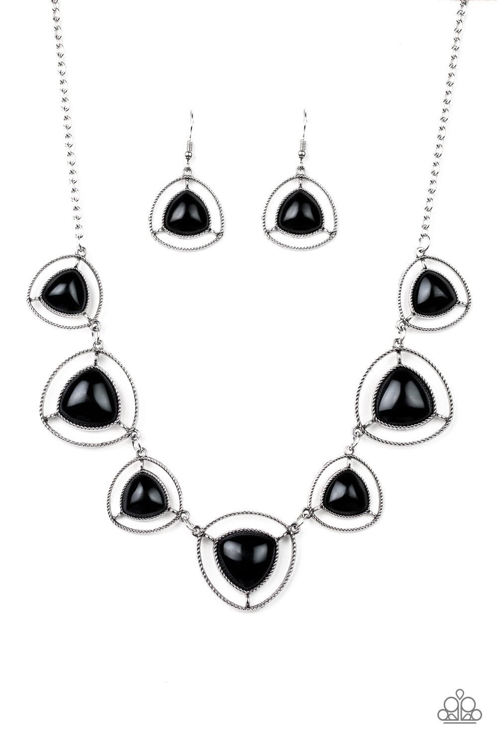 Paparazzi Accessories  - Make A Point  - Black Necklace