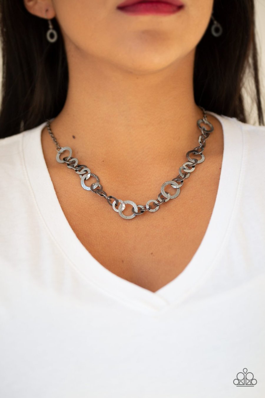 Paparazzi Accessories - Move It On Over - Black (Gunmetal) Necklace