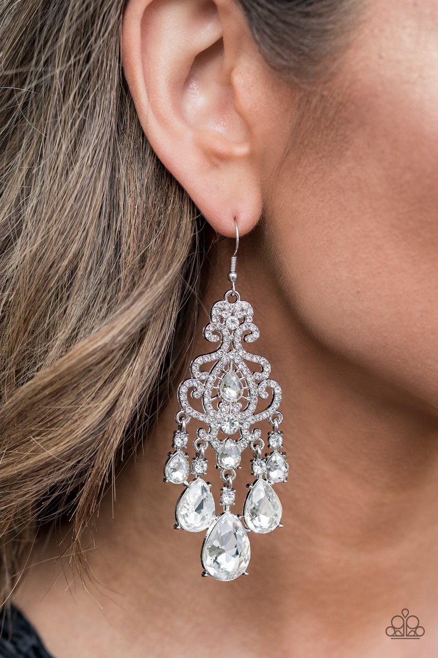 Paparazzi Accessories - Queen Of All Things Sparkly - White (Bling) Earrings