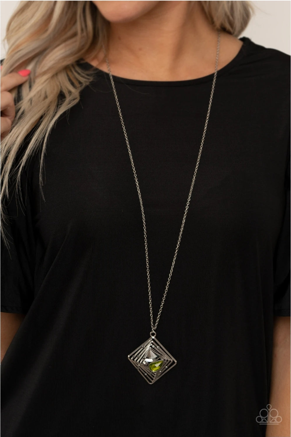 Paparazzi Accessories - Timelessly Tilted - Green Necklace