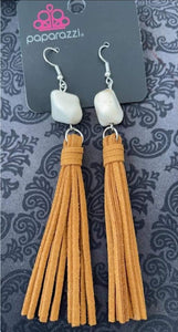 Paparazzi Accessories - All-Natural Allure - White Earrings