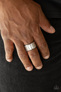 Paparazzi Accessories - The Graduate - Men's Silver Ring