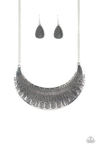 Paparazzi Accessories - Large As Life - Silver Necklace
